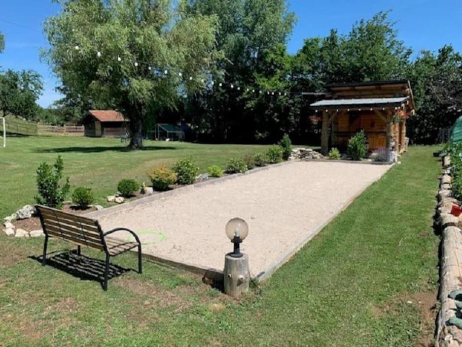 Gite Chalet, Au Doubs Logis Pierrefontaine-les-Varans Exterior photo